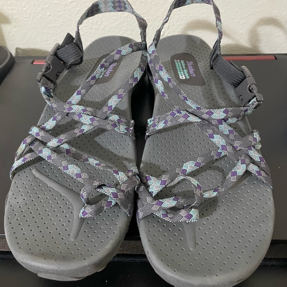 COPY - Women’s Skechers Sandals size 11